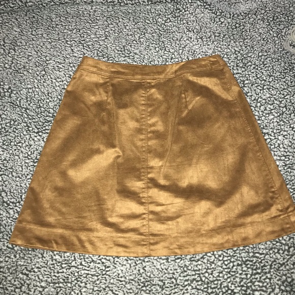 Abercrombie tan skirt! - Picture 4 of 4